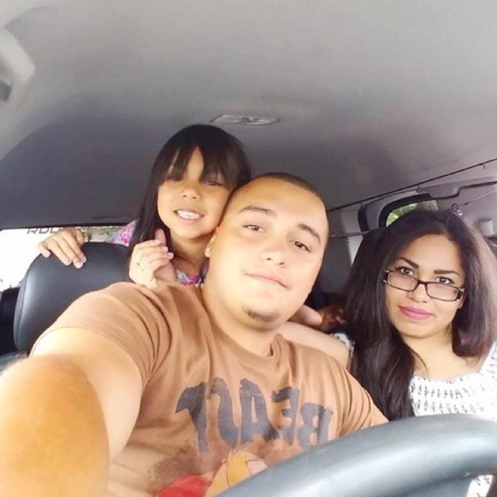 Meet your Posher, Deyanira